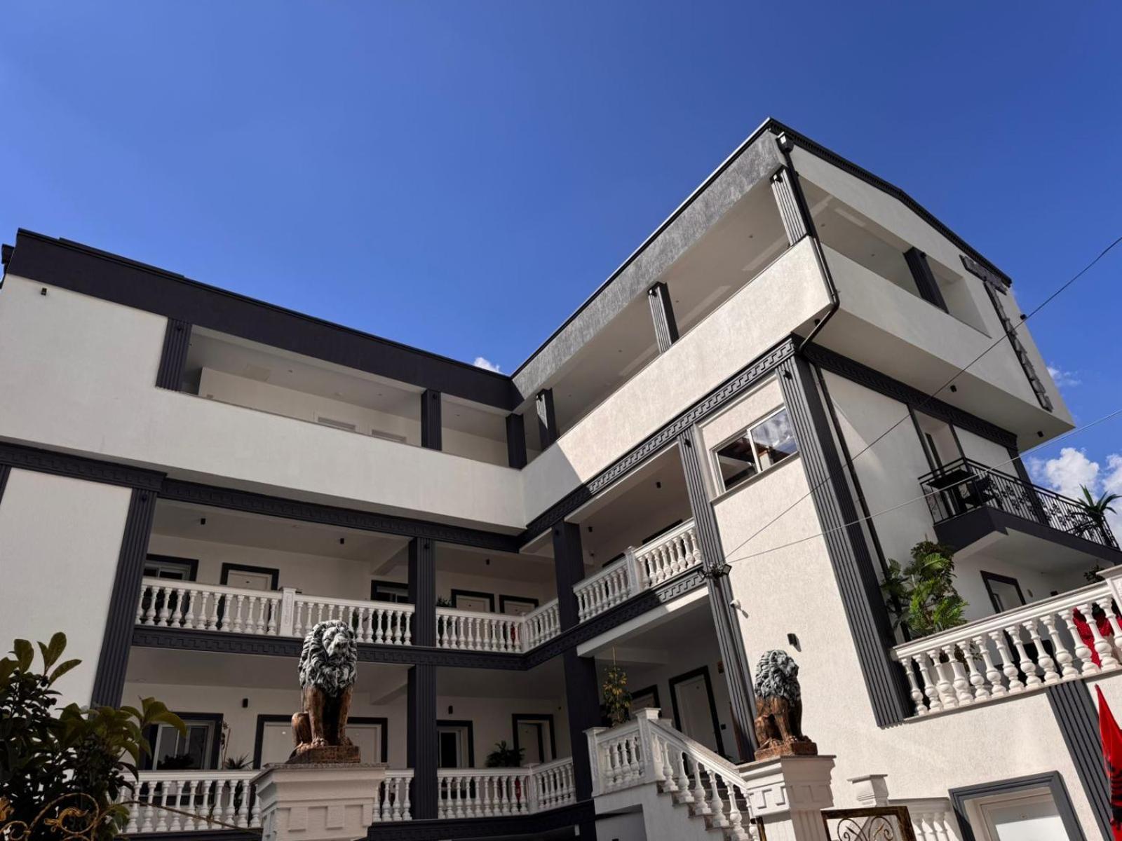 Vila Aaron Durres Exterior photo