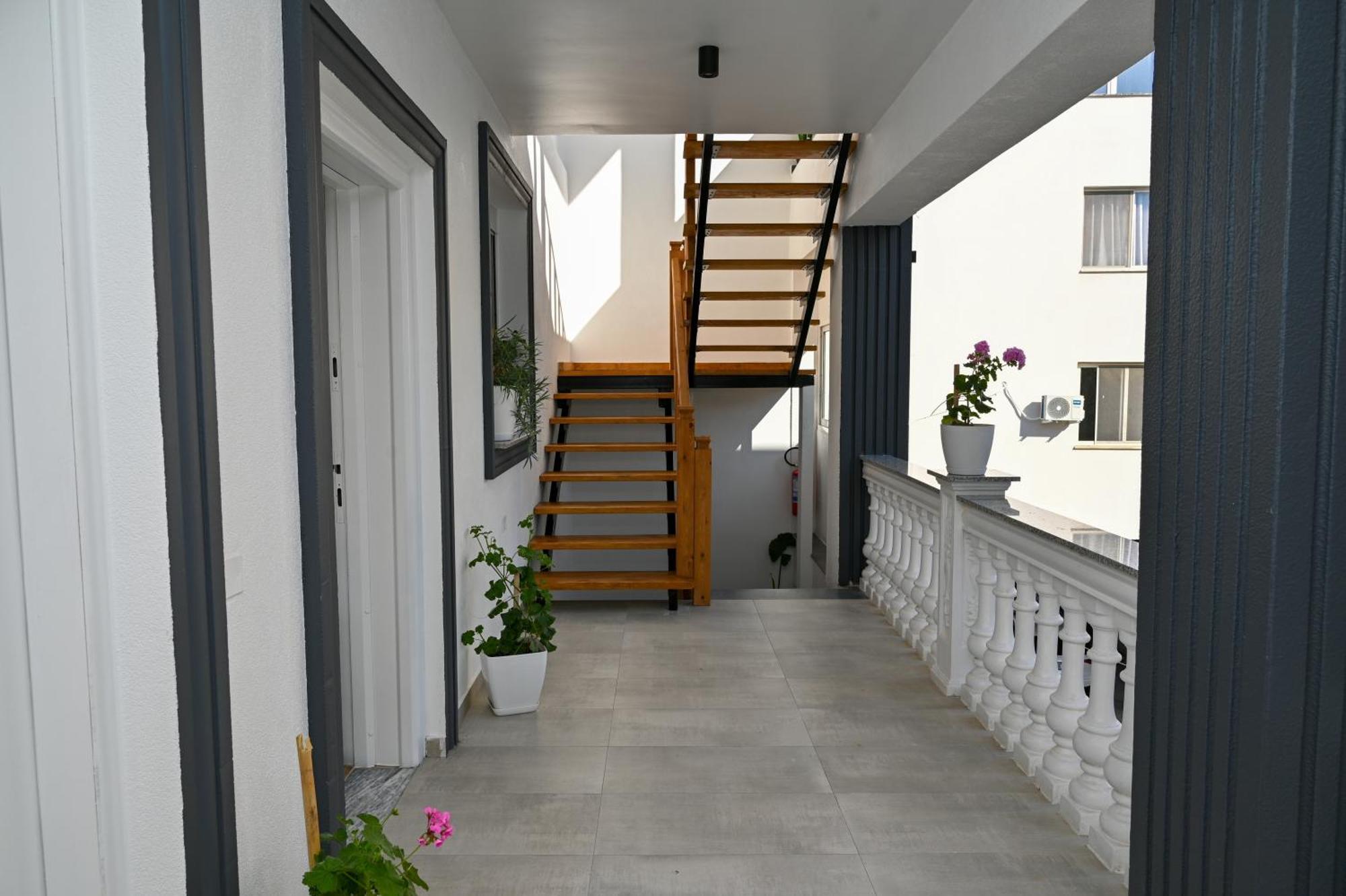 Vila Aaron Durres Exterior photo